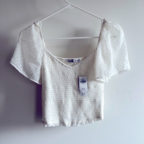 Abercrombie & Fitch Tops - *NWT* Smoked Top